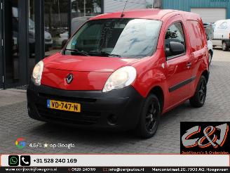krockskadad bil bedrijf Renault Kangoo Express 1.5 dCi 90 Express Compact luxe airco cruise navi marge 2013/5