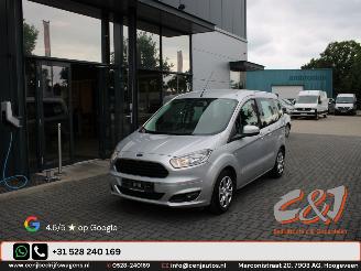  Ford Tourneo Courier 1.0 EcoBoost 75kW Titanium airco cruise achterschade 2015/12