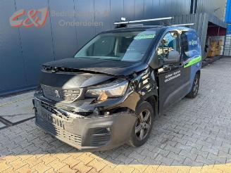 Vrakbiler auto Peugeot Partner Partner (EA//EF/EN/EU), Van, 2018 1.6 BlueHDi 100 2019/6