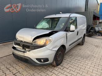 Uttjänta bilar auto Fiat Doblo Doblo Cargo (263), Van, 2010 1.3 MJ 16V DPF Euro 5 2016/5