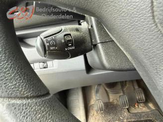 Peugeot Expert Expert (V1/VA/VB/VE/VF/VT/VY), Van, 2016 2.0 Blue HDi 120 16V picture 25