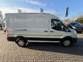 Ford Transit  picture 11