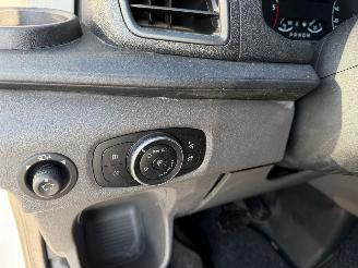 Ford Transit  picture 23