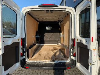 Ford Transit  picture 18