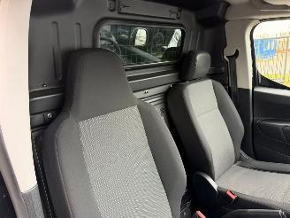 Peugeot Partner  picture 25