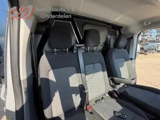 Volkswagen Transporter Transporter T7, Van, 2024 2.0 TDI 150 picture 13