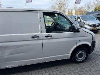 Volkswagen Transporter  picture 16
