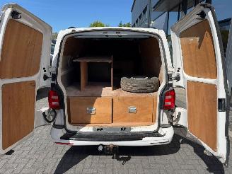 Volkswagen Transporter  picture 22
