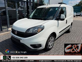 krockskadad bil motor Fiat Doblo  2021/7