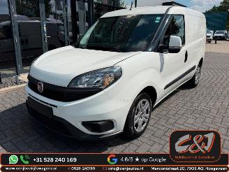 krockskadad bil bedrijf Fiat Doblo  2021/7