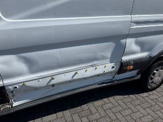 Ford Transit  picture 17