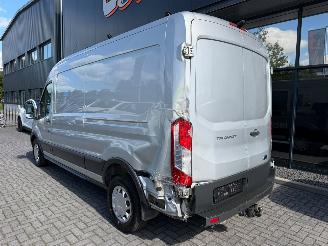 Ford Transit  picture 6