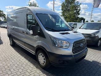 Ford Transit  picture 14