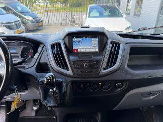 Ford Transit  picture 11