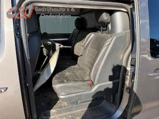 Peugeot Expert Expert (V1/VA/VB/VE/VF/VT/VY), Van, 2016 2.0 Blue HDi 180 16V picture 16