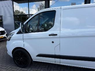 Ford Transit Custom  picture 14