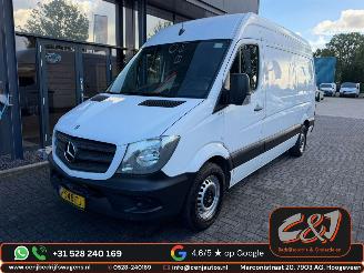 skadebil bedrijf Mercedes Sprinter  2015/2