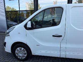 Opel Vivaro  picture 3