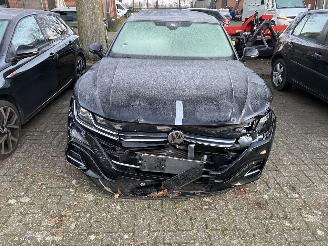 Volkswagen Arteon 2.0 TSI R LINE picture 5