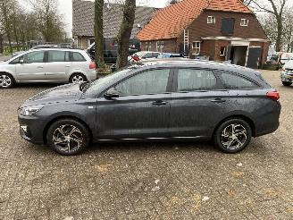 Hyundai I-30  picture 5