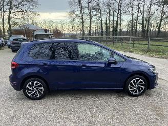 Volkswagen Golf Sportsvan AUTOMAAT picture 3