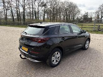 krockskadad bil auto Opel Grandland 1.2 Turbo HYBRIDE GS LIGHT 2025/3