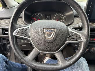 Dacia Sandero bi- fuel picture 12