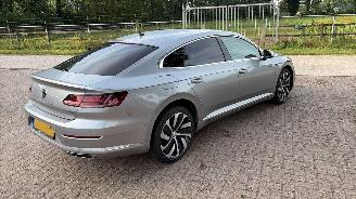 Vaurioauto  passenger cars Volkswagen Arteon 2.0 280 PK 4X4 2017/7