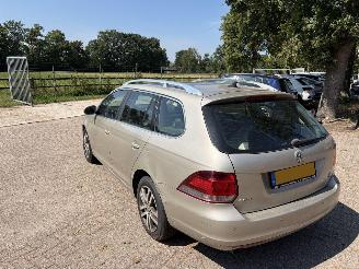 Auto incidentate Volkswagen Golf  2013/8