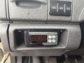 Iveco Daily Koelwagen met luchtvering picture 12