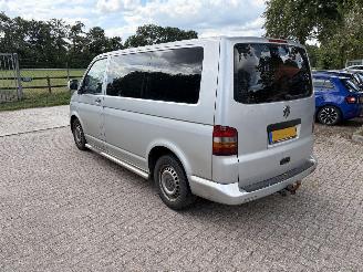 skadebil bedrijf Volkswagen Transporter 2.5 dubbel cabine 2004/1