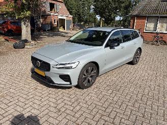 Volvo V-60 2.0 B4 PlUS DARK picture 5