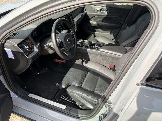 Volvo V-60 2.0 B4 PlUS DARK picture 9