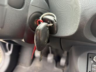Renault Twingo 1.2 AIRCO picture 14