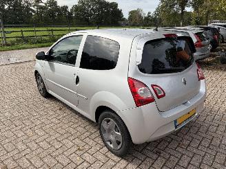 Renault Twingo 1.2 AIRCO picture 5