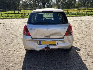 Suzuki Swift 1.5 automaat picture 8