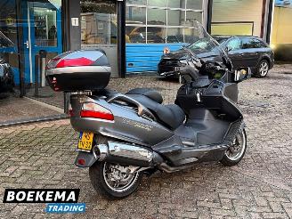 Suzuki Burgman 650 AN Executive picture 3