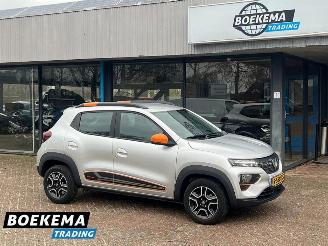 uszkodzony samochody osobowe Dacia Spring Comfort Plus (Orange Pack) 27 kWh Leder Clima Navi Cruise 2021/12