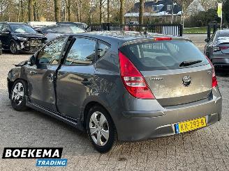 Hyundai I-30 1.4i i-Motion Business Climate Stoelverw. picture 3