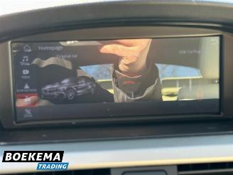 BMW 3-serie 325xi 218PK High Exe 4X4 Leer Automaat Open-Dak Keylss Navigatie picture 21