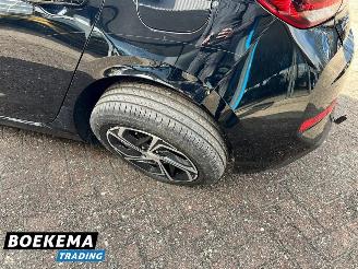 Hyundai I-30 1.5 T-GDi MHEV Stoel/Stuur Verwarming + Ventilatie Navigatie Camera picture 12