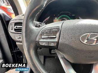 Hyundai I-30 1.5 T-GDi MHEV Stoel/Stuur Verwarming + Ventilatie Navigatie Camera picture 23