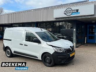 skadebil bedrijf Renault Express 1.5 DCI 75 Comfort Airco Cruise PDC 2023/6