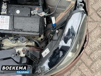 Peugeot 108 1.0 e-VTi Active Airco PDC 5-Deurs picture 12