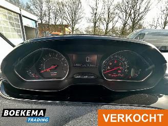 Peugeot 208 1.2 e-VTi Active Automaat Navigatie Climate picture 21