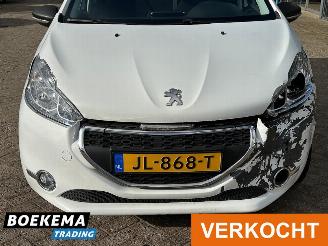Peugeot 208 1.2 e-VTi Active Automaat Navigatie Climate picture 7