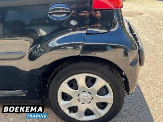 Peugeot 107 1.0-12V XS Airco 5-Drs Elek-pakket picture 5