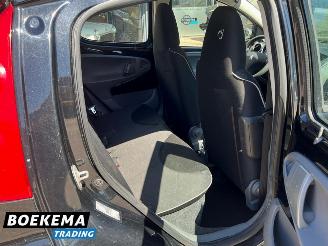 Peugeot 107 1.0-12V XS Airco 5-Drs Elek-pakket picture 15