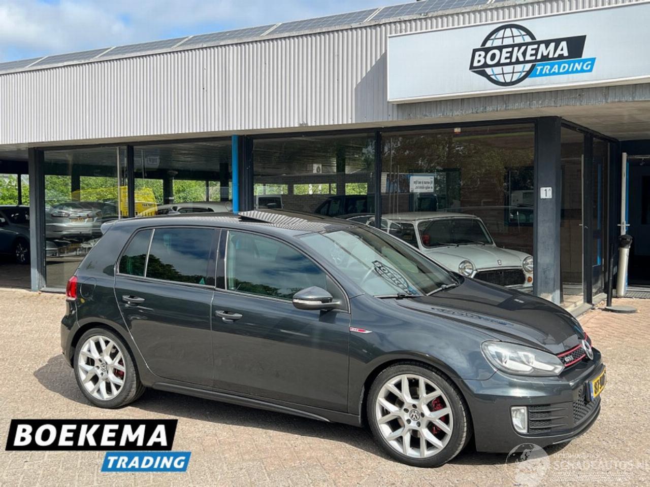 Volkswagen Golf 2.0 GTI 211PK Leer Open-Dak Navigatie Stoelverw. Cruise