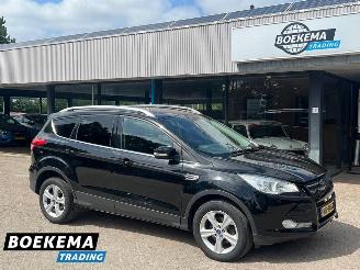 skadebil auto Ford Kuga 1.5 Titanium Styling Pack Navigatie Cruise Climate Stoelverw. 2016/8